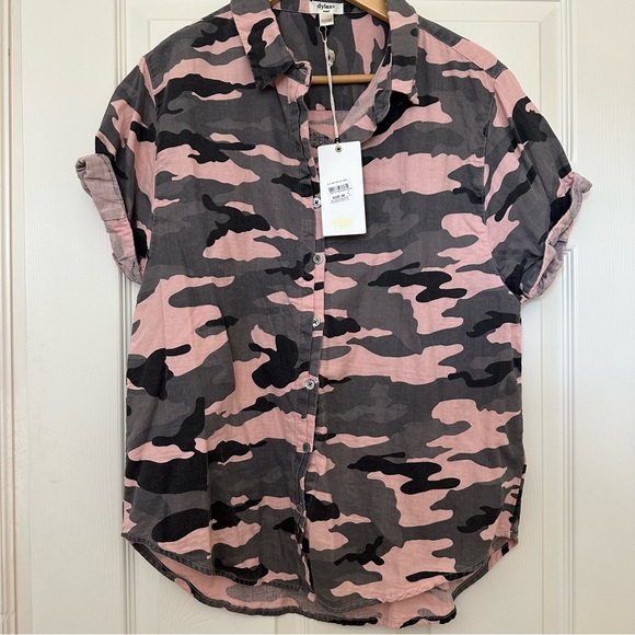 NWT Dylan Los Angeles Button Up Camo Shirt - Picture 2 of 5